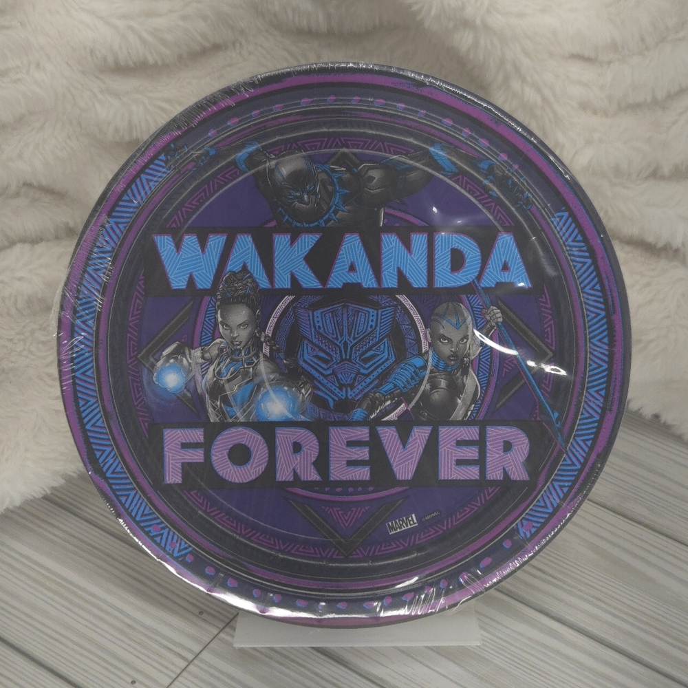 Black Panther: Wakanda Forever (Marvel) Round 9" Plates (8 Per Pack)